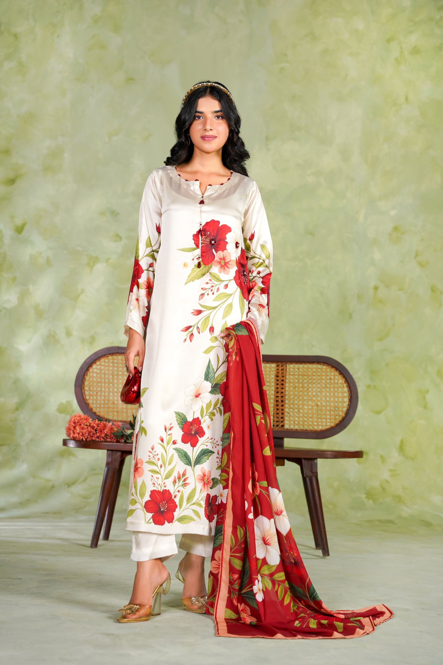 Camellia Ivory