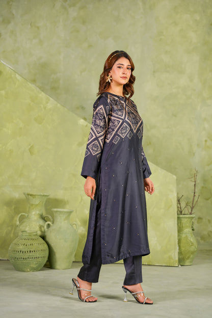 Noir Damask